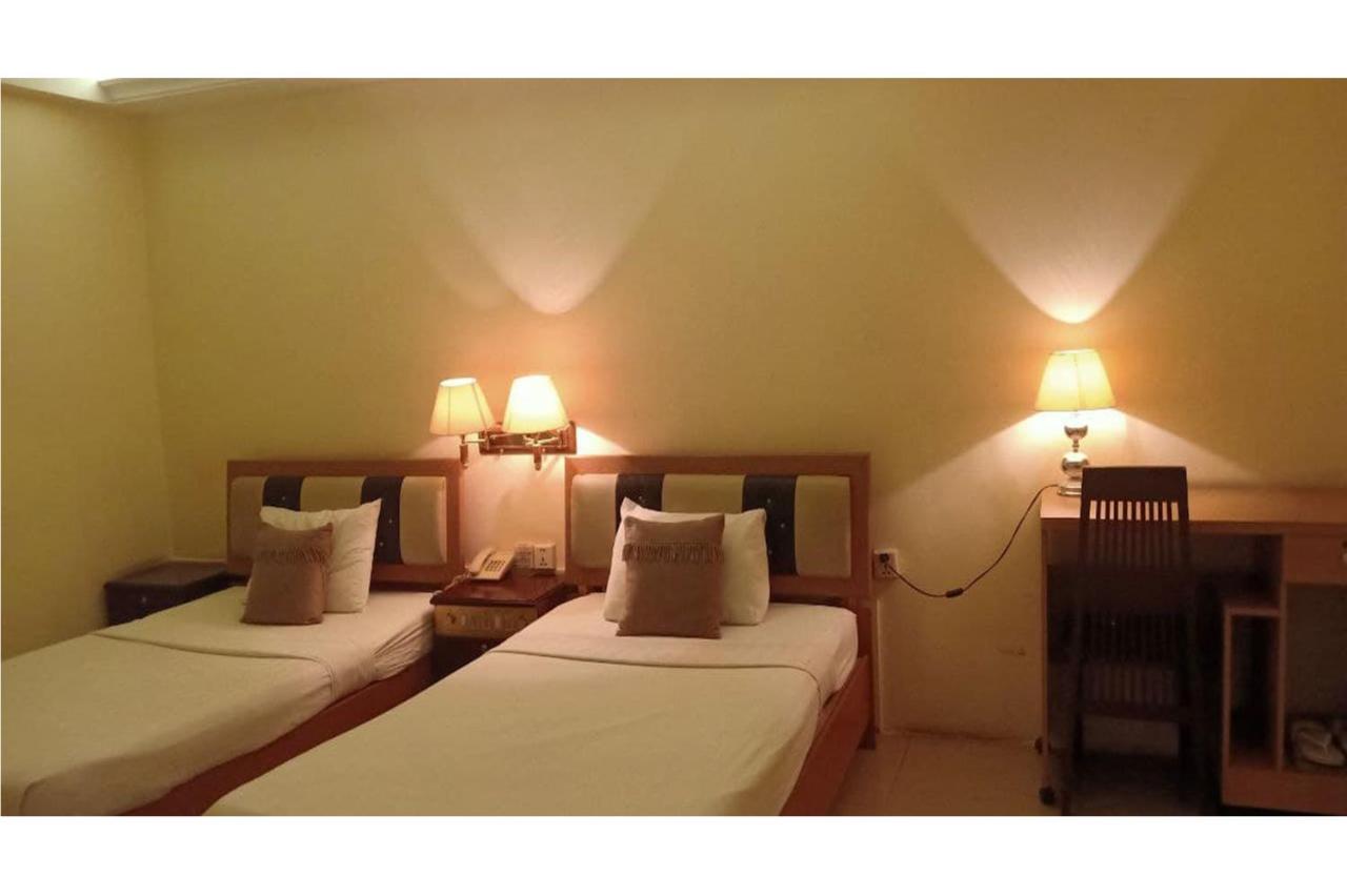 You Eng Hotel Phnom Penh Eksteriør bilde