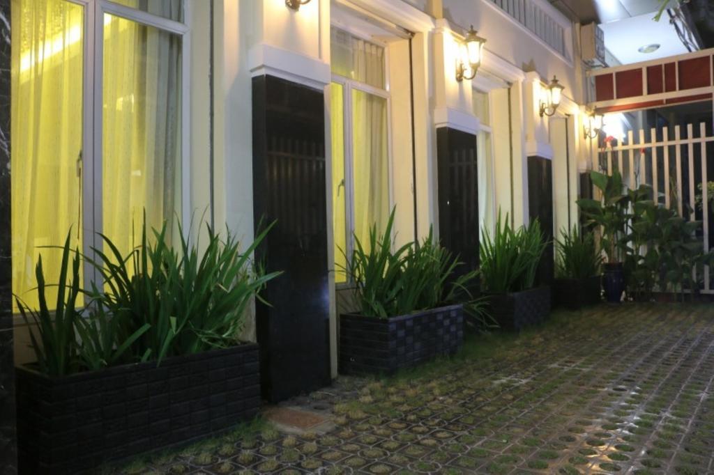You Eng Hotel Phnom Penh Eksteriør bilde